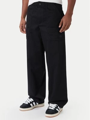 Obrázek produktu adidas Kalhoty z materiálu Premium Essentials JY2636 Černá Loose Fit