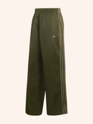 Obrázek produktu Adidas Originals Tepláky Adicolor Sst olivová / khaki