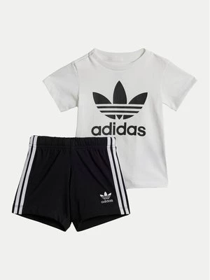 Obrázek produktu adidas Sada T-shirt a šortky JE0521 Černá Regular Fit