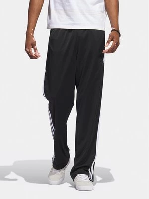 Obrázek produktu adidas Teplákové kalhoty adicolor Classics Firebird IJ7055 Černá Regular Fit