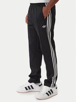 Obrázek produktu adidas Teplákové kalhoty Classic KE3530 Černá Slim Fit