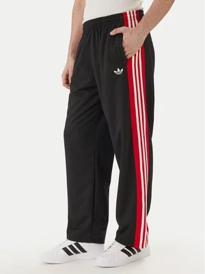 Obrázek produktu adidas Teplákové kalhoty KE0117 Černá Loose Fit
