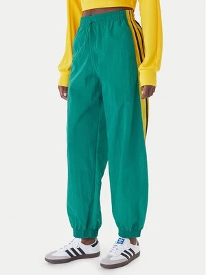Obrázek produktu adidas Teplákové kalhoty Sport Santiago KD2971 Zelená Loose Fit