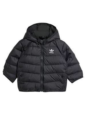 Obrázek produktu adidas Vatovaná bunda adicolor IX7493 Černá Regular Fit