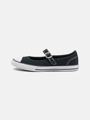 Obrázek produktu Baleríny s páskem Converse