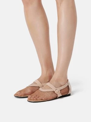 Obrázek produktu Baleríny s páskem L37
