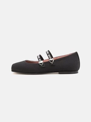 Obrázek produktu Baleríny s páskem Moschino