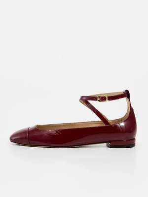 Obrázek produktu Baleríny s páskem Stuart Weitzman