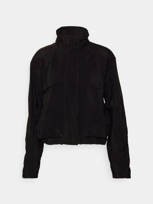 Obrázek produktu Běžecká bunda Athleta