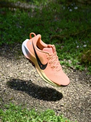Obrázek produktu Běžecké boty do terénu Nike Performance