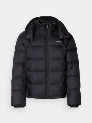 Obrázek produktu Bunda z prachového peří Calvin Klein