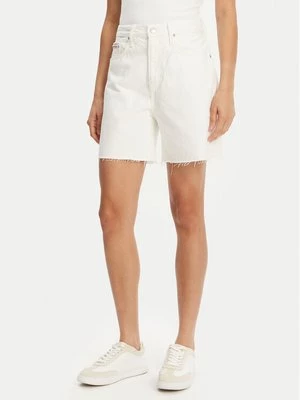 Obrázek produktu Calvin Klein Jeans Džínové šortky J20J225201 Bílá Relaxed Fit