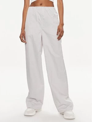 Obrázek produktu Calvin Klein Jeans Kalhoty z materiálu Soft Crinkle J20J223122 Šedá Relaxed Fit