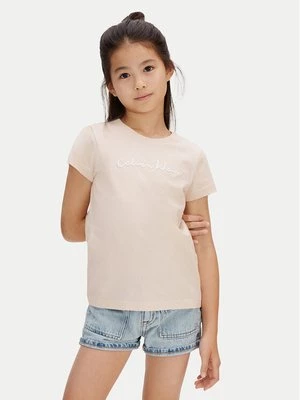 Obrázek produktu Calvin Klein Jeans T-Shirt LVCKSJA17G Růžová Regular Fit