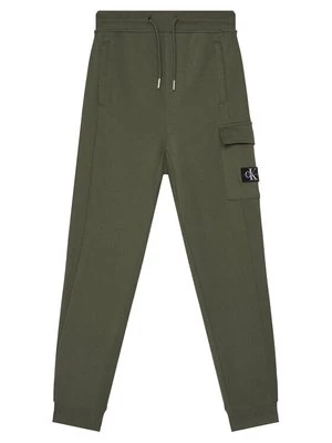 Obrázek produktu Calvin Klein Jeans Teplákové kalhoty Badge IB0IB02199 Zelená Relaxed Fit