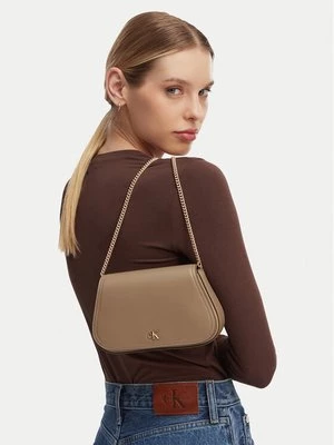 Obrázek produktu Calvin Klein Kabelka Ck Curved Wallet On Chain LV04F1153G Béžová