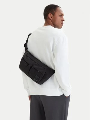 Obrázek produktu Calvin Klein Ledvinka Utility Emblem Sling Waistbag LV04D3341G Černá