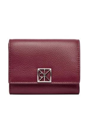 Obrázek produktu Calvin Klein Peněženka Emblem Hw Pebble Trifold W/Zip LV04F1128G Bordó