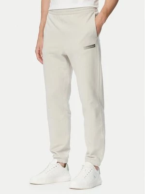 Obrázek produktu Calvin Klein Teplákové kalhoty LV04LG212G Béžová Regular Fit