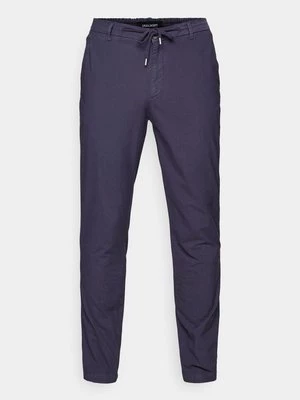 Obrázek produktu Chino kalhoty Lyle & Scott