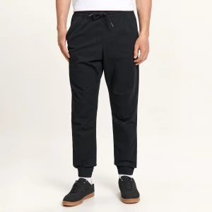 Obrázek produktu Cropp - Černé kalhoty joggers - černý
