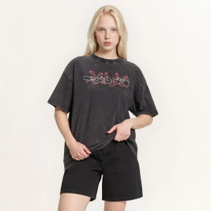Obrázek produktu Cropp - Černé tričko oversize s potiskem - černý