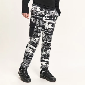 Obrázek produktu Cropp - Kalhoty jogger s celoplošným potiskem - bílá