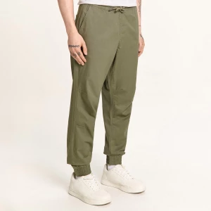 Obrázek produktu Cropp - Kalhoty joggers - olivová