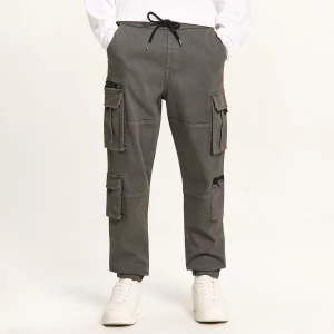 Obrázek produktu Cropp - Kalhoty joggers s cargo kapsami - tmavě šedá