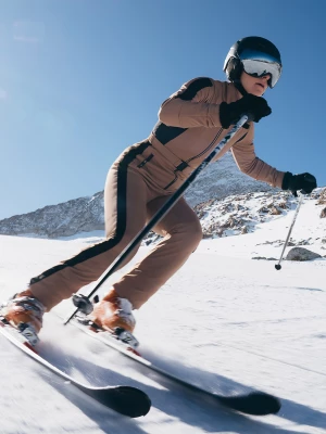 Obrázek produktu Dámská lyžařská kombinéza membrána 10000 - hnědá 4F