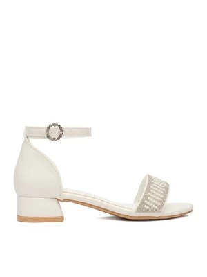 Obrázek produktu DeeZee Sandály CEO-CM240430-5 Bílá