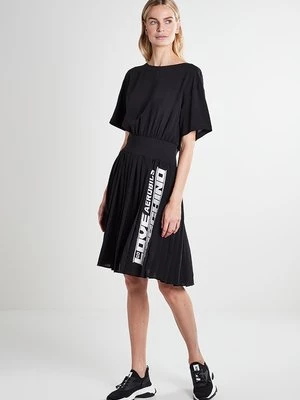 Obrázek produktu Denní šaty Love Moschino