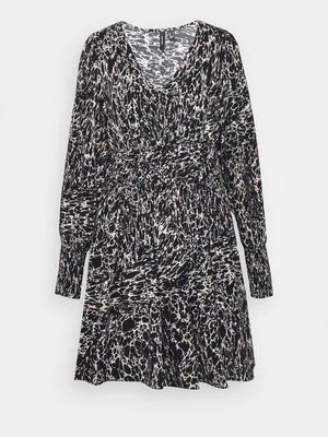 Obrázek produktu Denní šaty Vero Moda