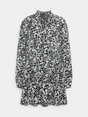 Obrázek produktu Denní šaty Vero Moda
