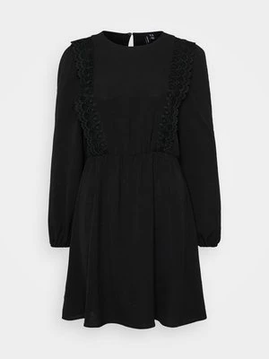 Obrázek produktu Denní šaty Vero Moda Petite