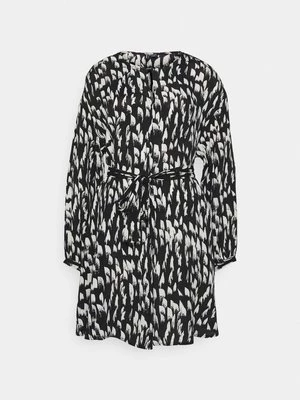 Obrázek produktu Denní šaty Vero Moda Petite