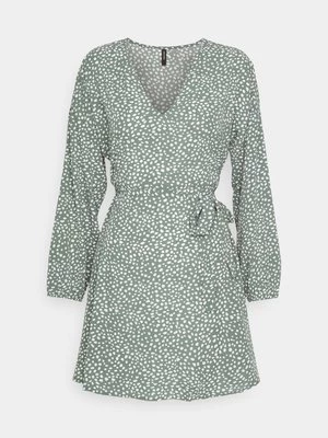 Obrázek produktu Denní šaty Vero Moda Petite