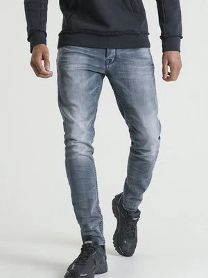 Obrázek produktu Džíny Slim Fit CHASIN'