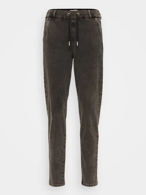 Obrázek produktu Džíny Slim Fit Only Tall