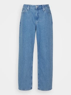Obrázek produktu Džíny Straight Fit Calvin Klein Jeans