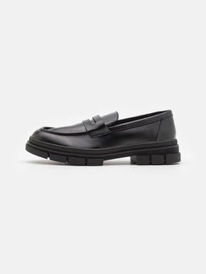 Obrázek produktu Elegantní nazouvací boty YOURTURN černá