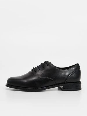 Obrázek produktu Elegantní šněrovací boty Clarks