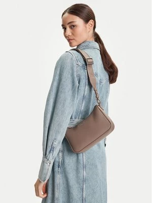 Obrázek produktu Emporio Armani Kabelka EW000539 AF12036 M1057 Béžová