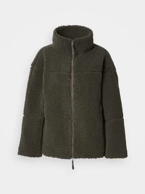 Obrázek produktu Fleecová bunda Gina Tricot