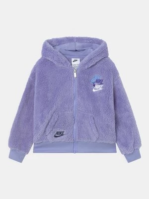 Obrázek produktu Fleecová bunda Nike fialová