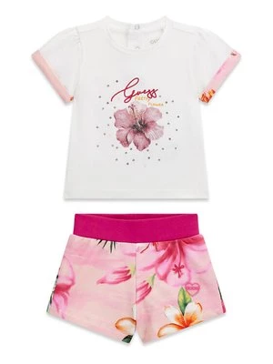 Obrázek produktu Guess Sada T-shirt a šortky A6GG01 K6YW4 Růžová Regular Fit