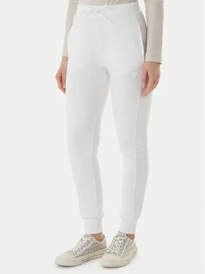 Obrázek produktu Guess Teplákové kalhoty V2YB18 K7UW2 Bílá Regular Fit