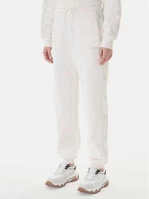 Obrázek produktu Guess Teplákové kalhoty V5BB23 KCX22 Bílá Regular Fit