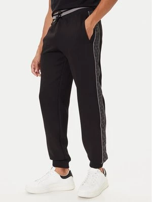 Obrázek produktu Guess Teplákové kalhoty Z5BB18 KB3P2 Černá Regular Fit