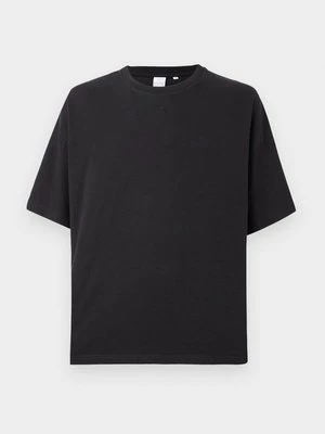 Obrázek produktu Jednoduché tričko The Tracksuit Club